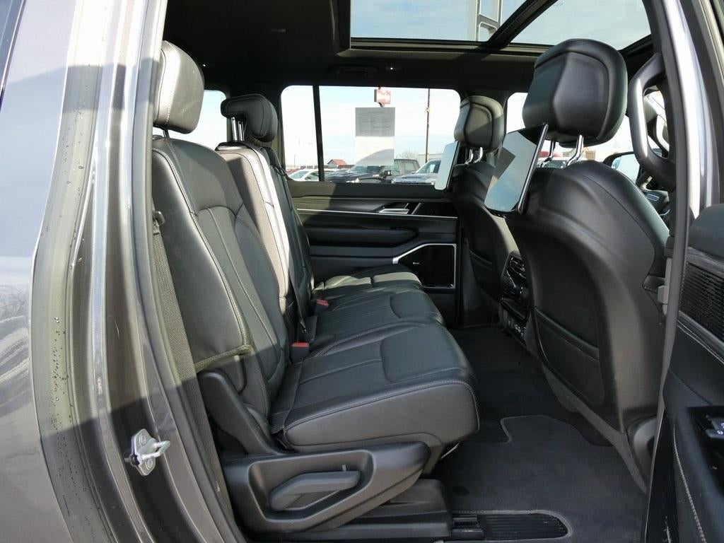 2023 Jeep Wagoneer L Series III