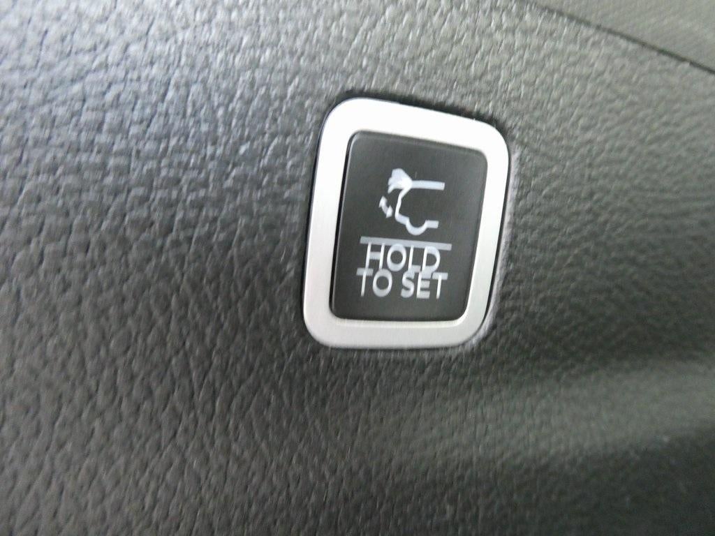 2023 Jeep Wagoneer L Series III