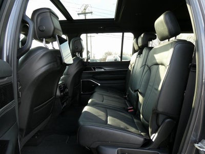 2023 Jeep Wagoneer L Series III