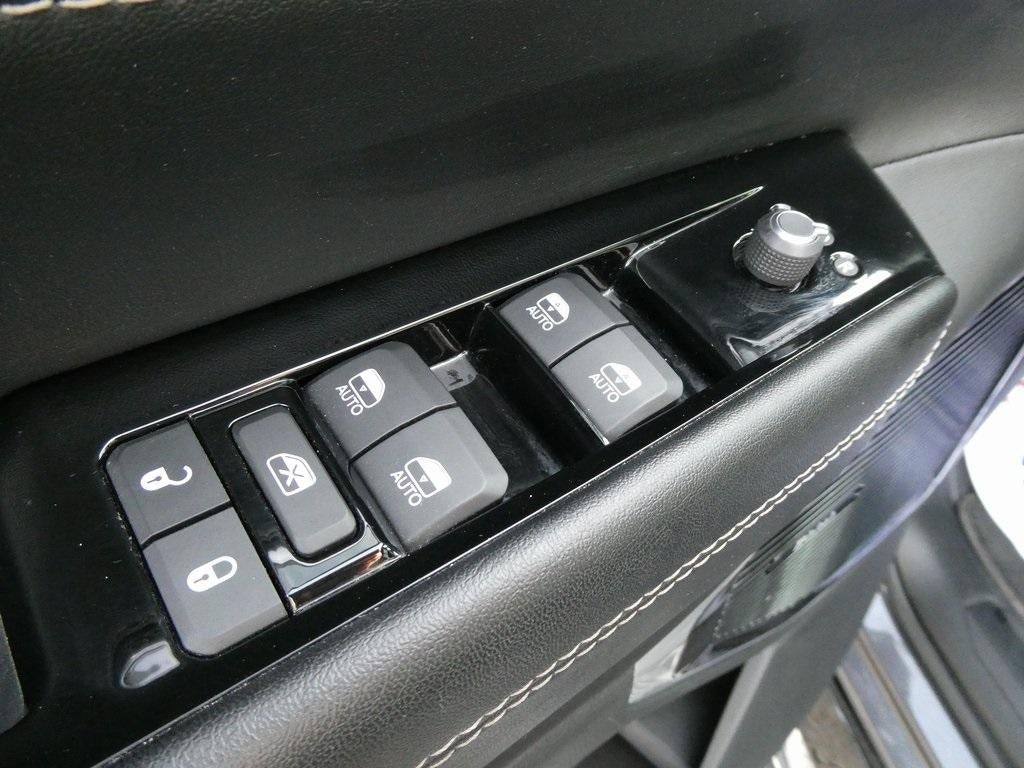 2023 Jeep Wagoneer L Series III