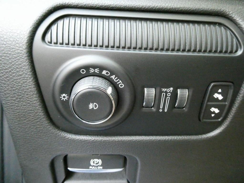 2023 Jeep Wagoneer L Series III