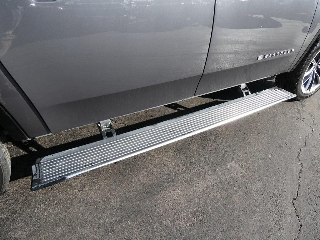 2023 Jeep Wagoneer L Series III