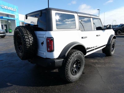 2022 Ford Bronco Base