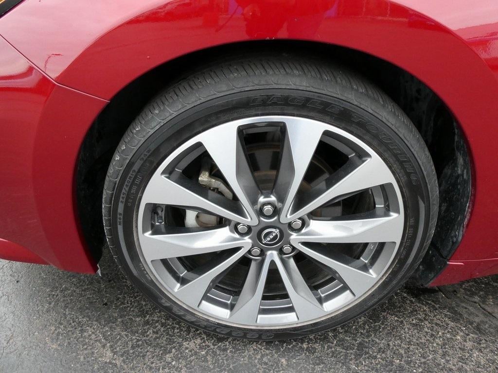 2023 Nissan Maxima Platinum