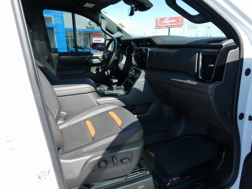 2025 GMC Sierra 1500 AT4