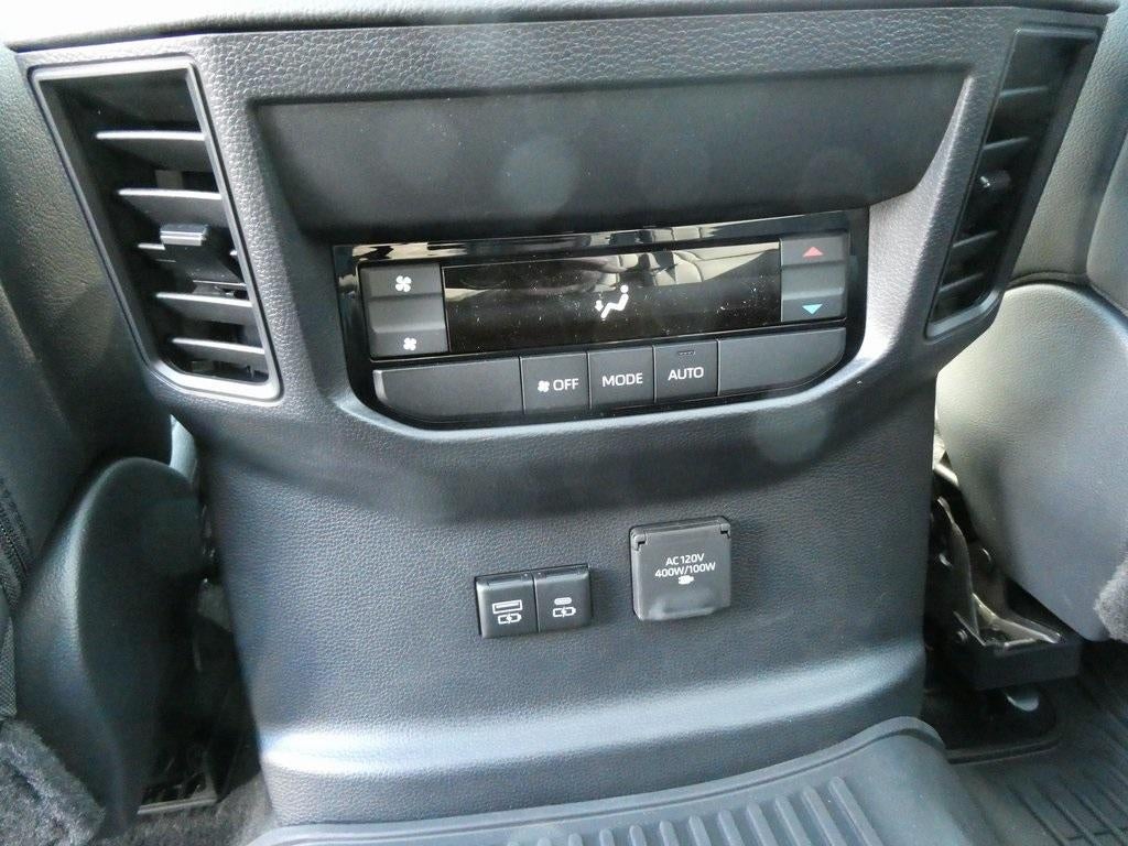 2024 Toyota Sequoia SR5