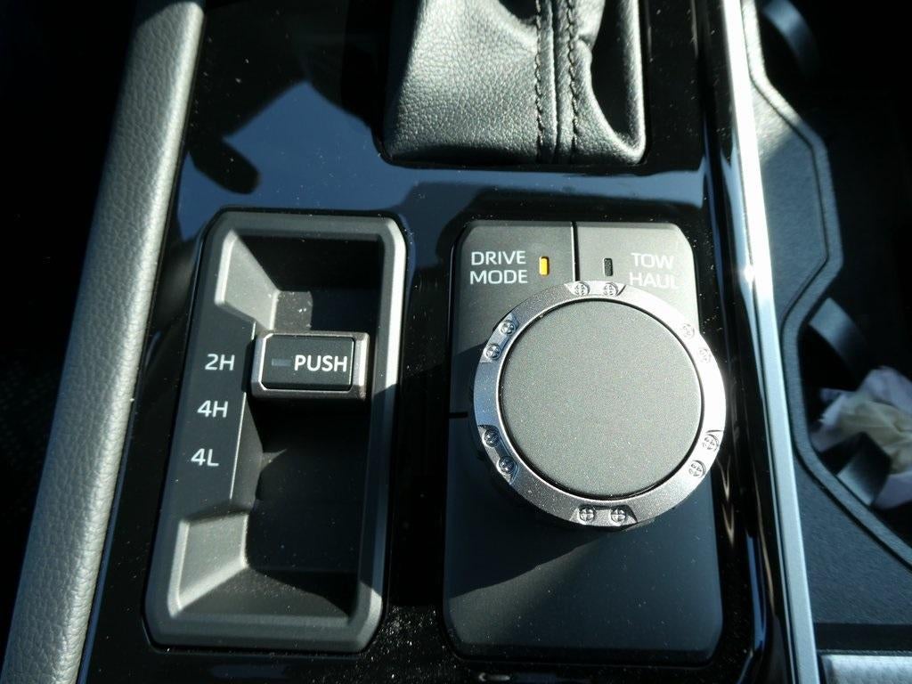 2024 Toyota Sequoia SR5