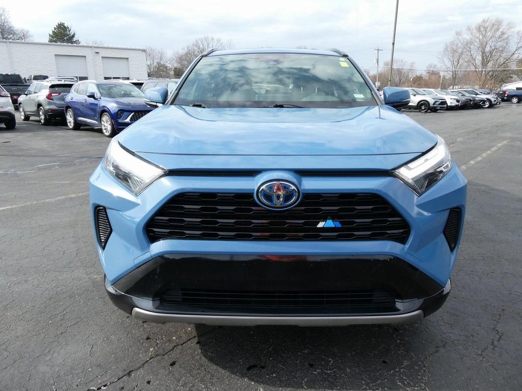 2022 Toyota RAV4 Hybrid SE