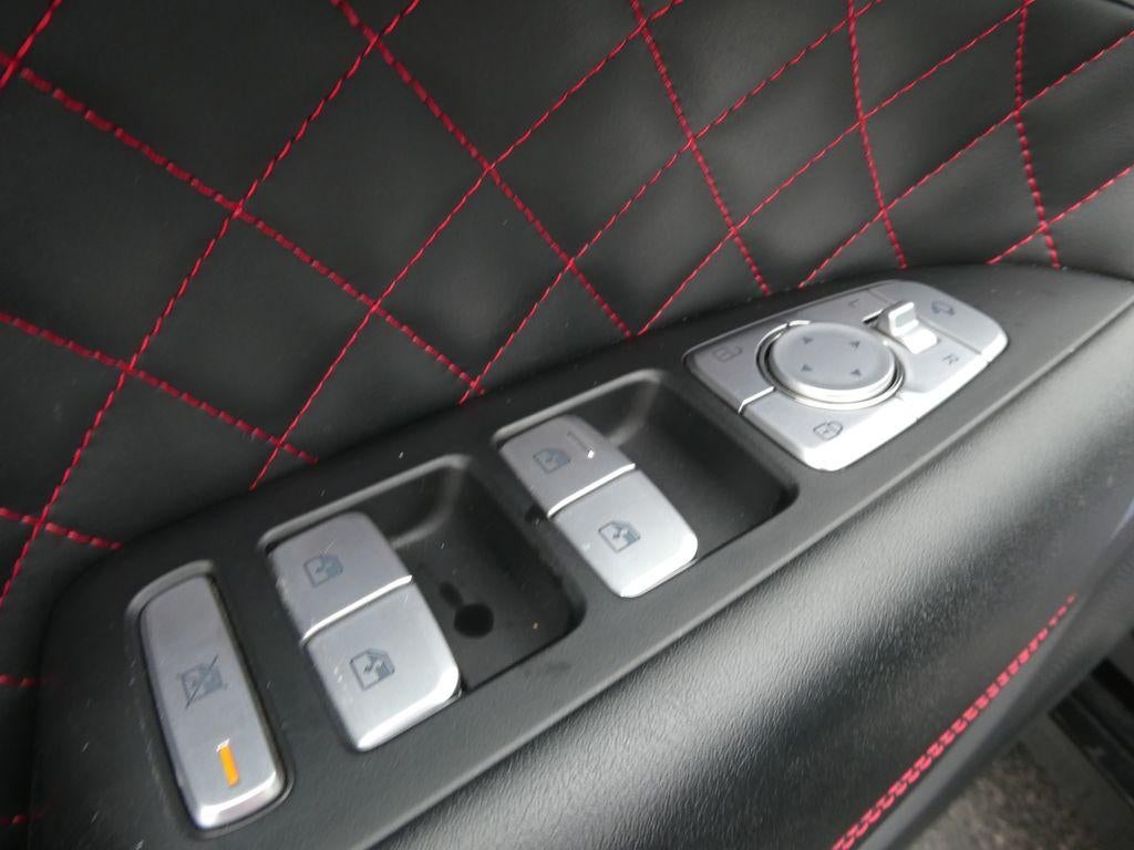 2019 Genesis G70 3.3T Advanced