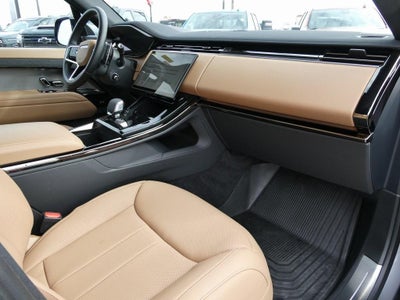 2025 Land Rover Range Rover Sport SE