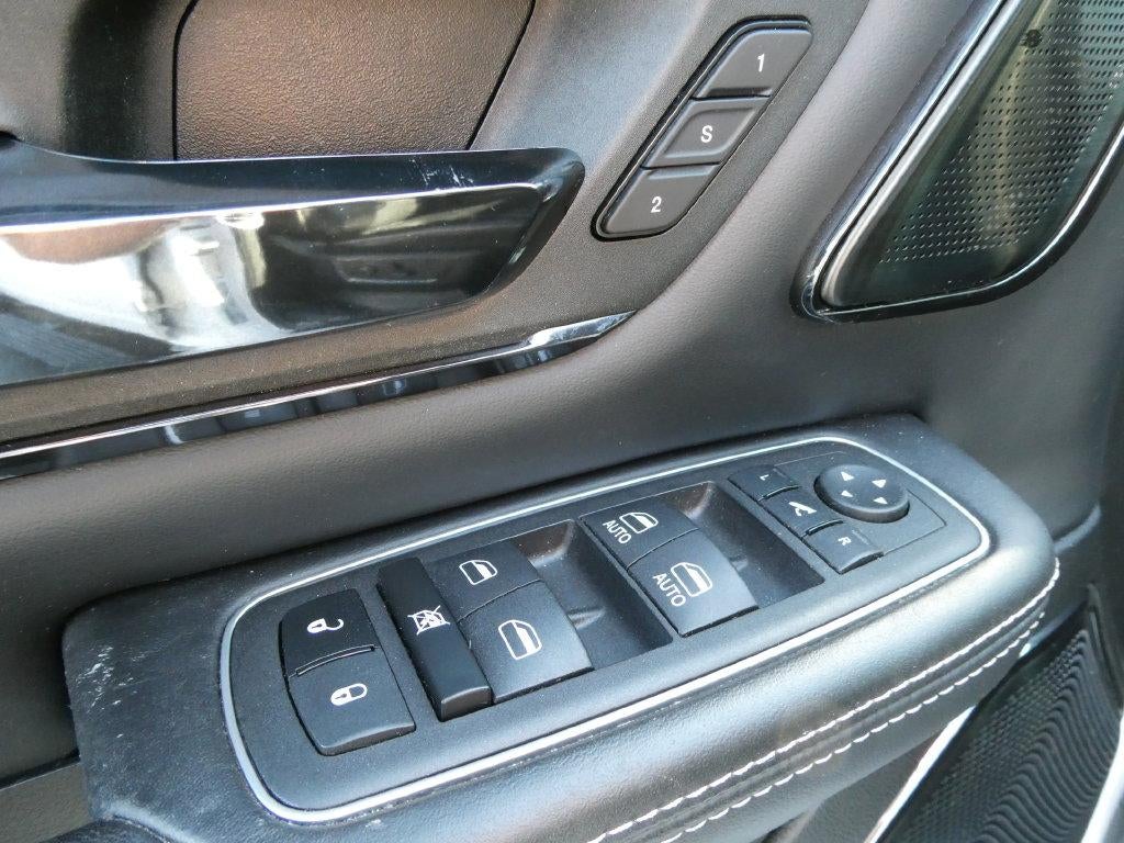 2023 RAM 1500 Limited 4x4 Crew Cab 5'7" Box