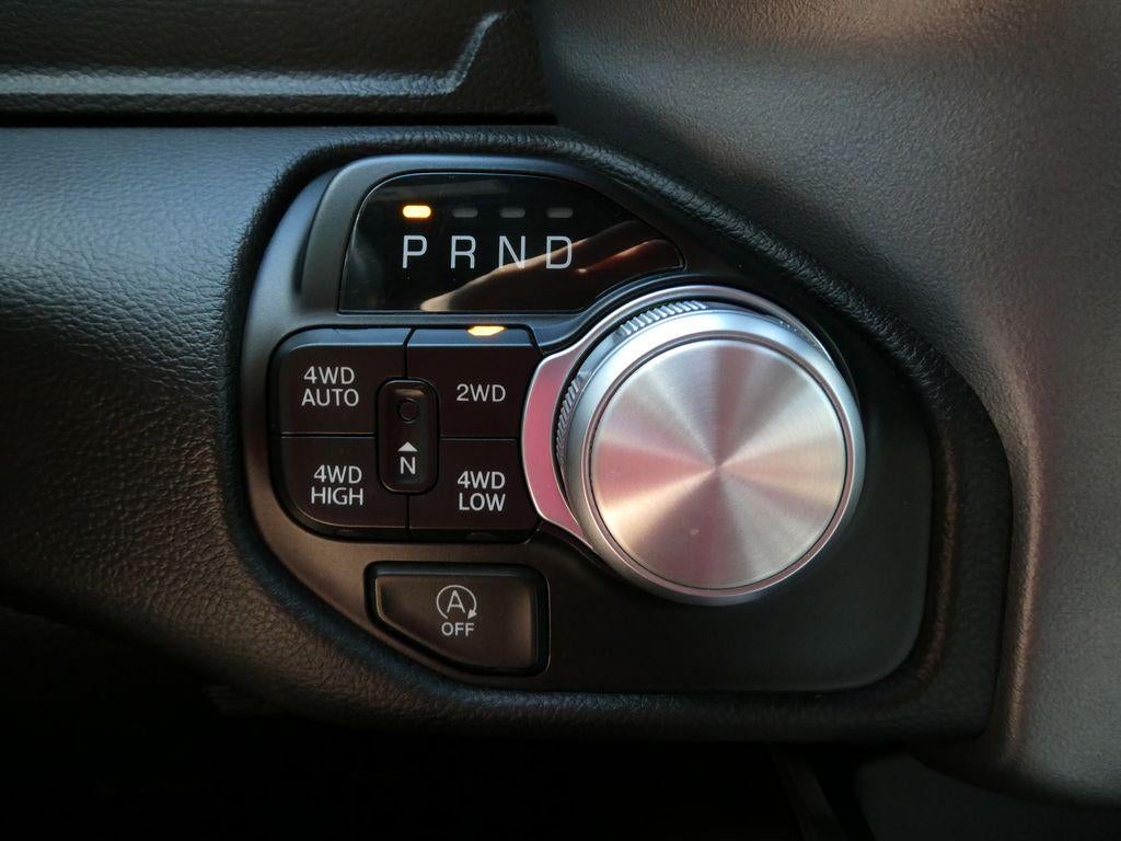 2021 RAM 1500 Laramie 4x4 Crew Cab 5'7" Box