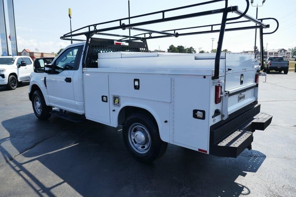2022 Ford Super Duty F-350 SRW XL 2WD Reg Cab 8' Box
