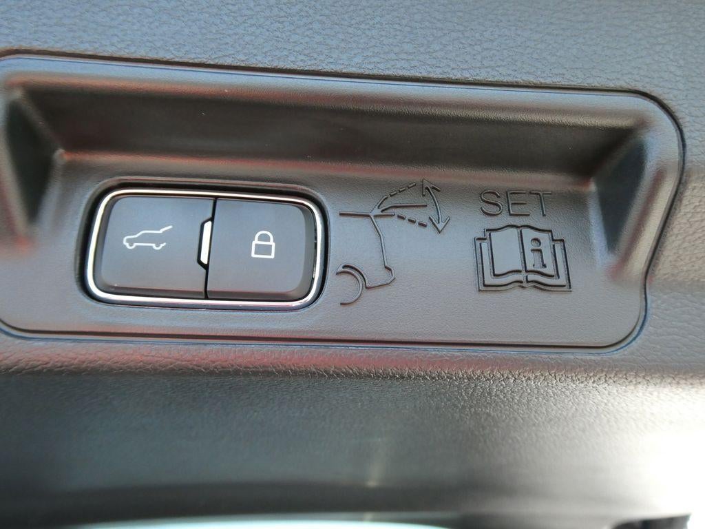 2024 Ford Explorer ST 4WD