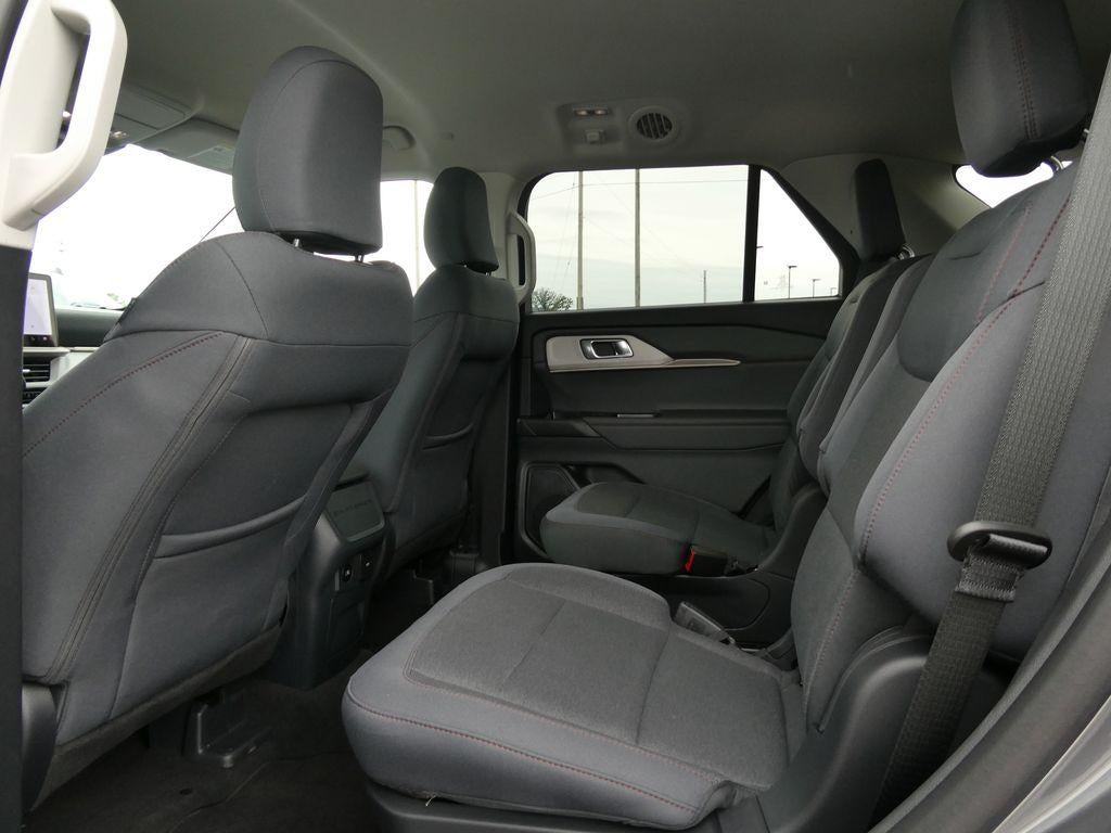 2026 Ford Explorer Active w/100A Pkg 4WD
