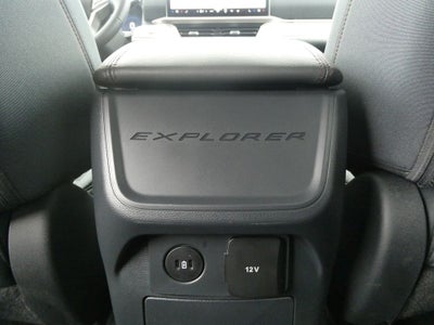2026 Ford Explorer Active w/100A Pkg 4WD