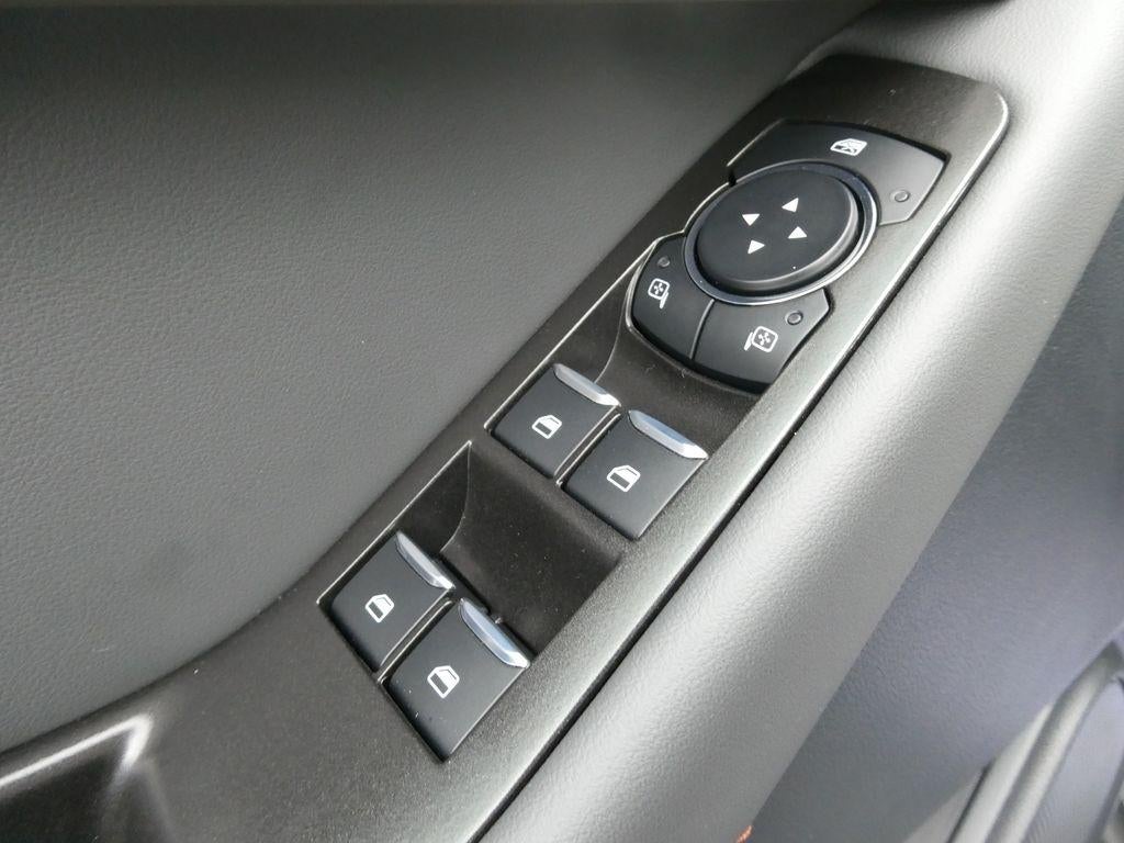 2026 Ford Explorer Active w/100A Pkg 4WD
