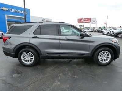 2026 Ford Explorer Active w/100A Pkg 4WD