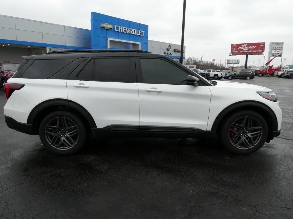 2025 Ford Explorer ST 4WD