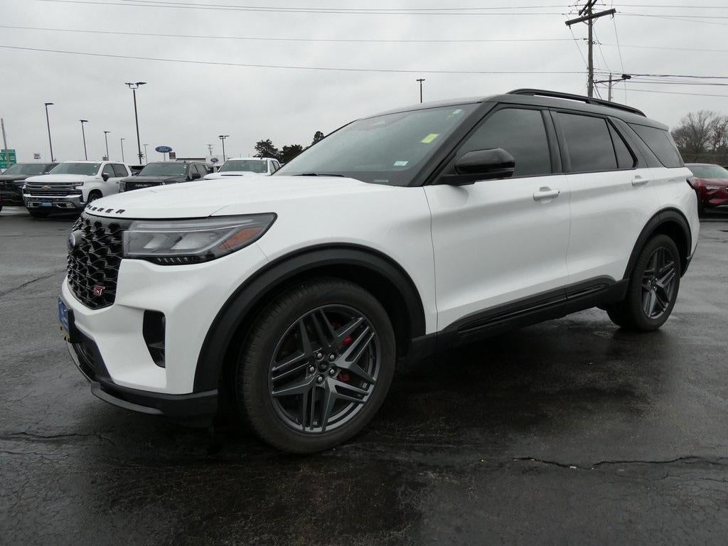 2025 Ford Explorer ST 4WD