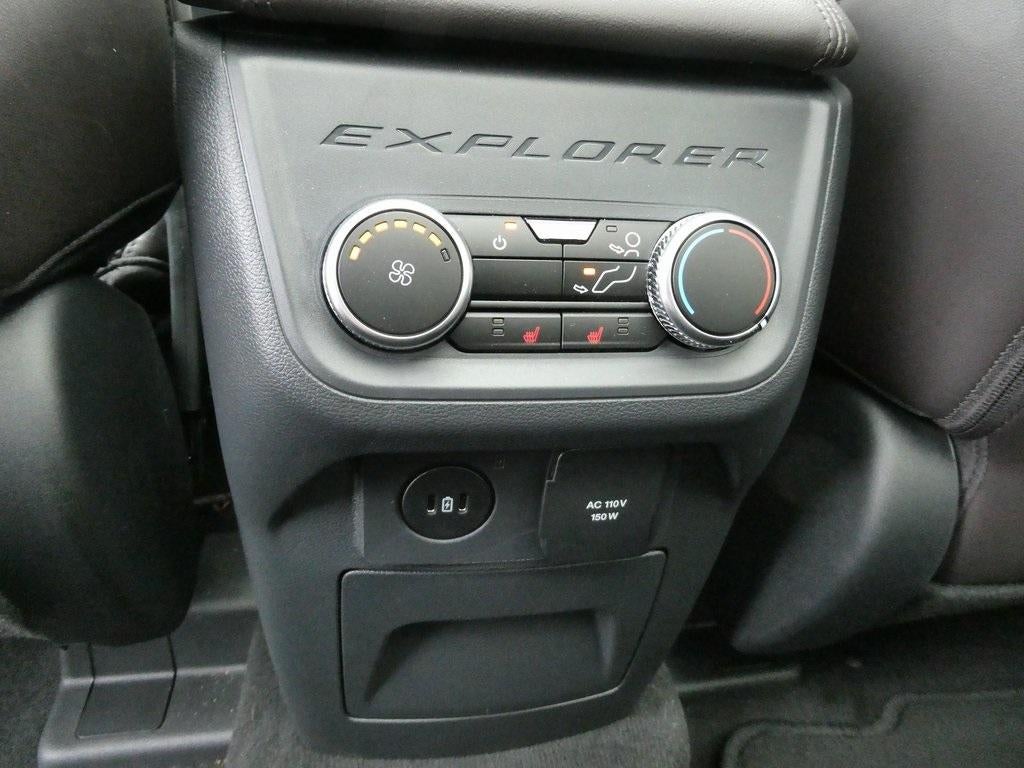 2025 Ford Explorer Platinum 4WD