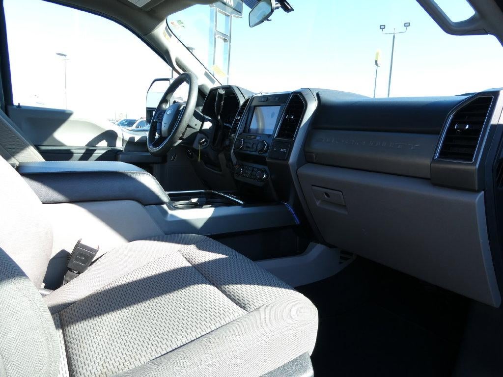 2022 Ford Super Duty F-250 SRW XLT 4WD Crew Cab 6.75' Box