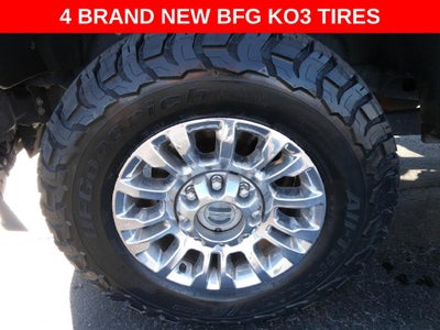 2022 Ford Super Duty F-250 SRW XLT 4WD Crew Cab 6.75' Box