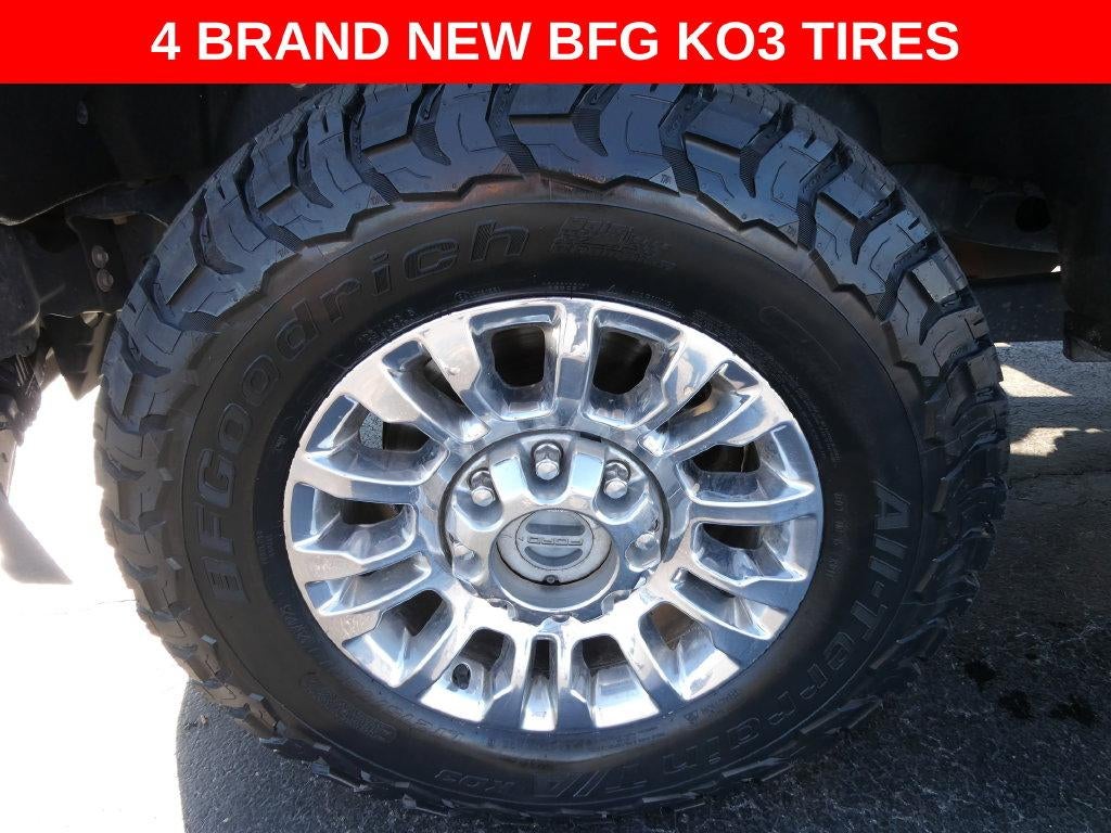 2022 Ford Super Duty F-250 SRW XLT 4WD Crew Cab 6.75' Box