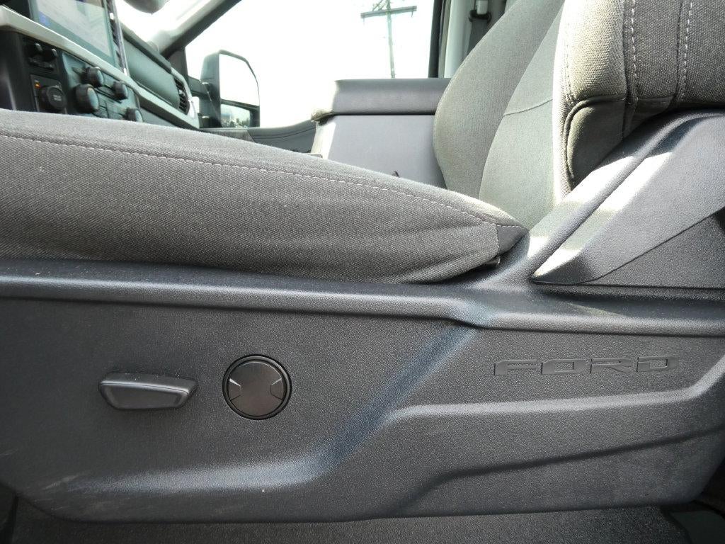 2024 Ford Super Duty F-250 SRW XLT 4WD Crew Cab 6.75' Box