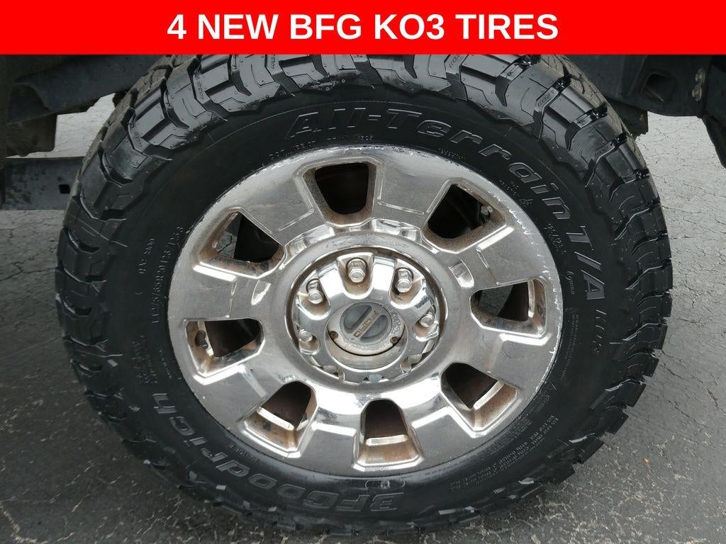 2023 Ford Super Duty F-250 SRW LARIAT 4WD Crew Cab 6.75' Box