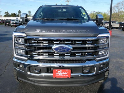 2023 Ford Super Duty F-350 SRW LARIAT 4WD Crew Cab 6.75' Box