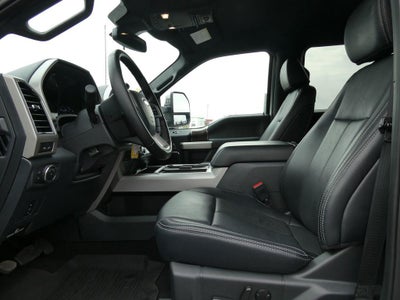 2022 Ford Super Duty F-350 SRW LARIAT 4WD Crew Cab 6.75' Box