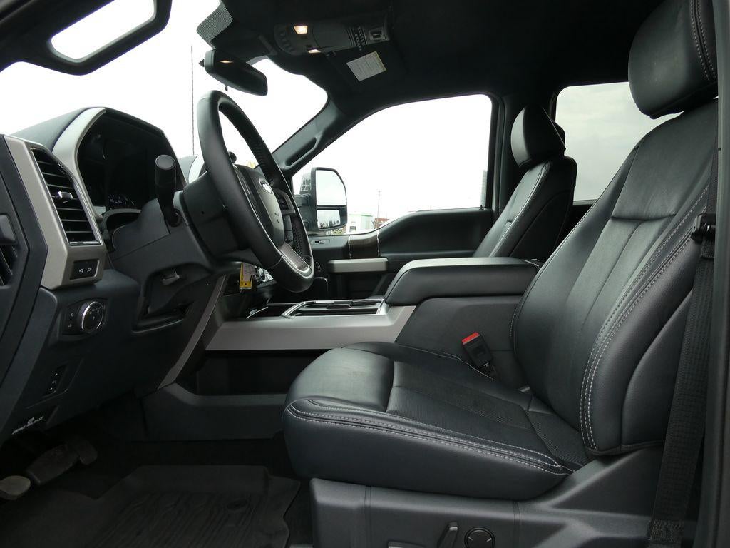 2022 Ford Super Duty F-350 SRW LARIAT 4WD Crew Cab 6.75' Box