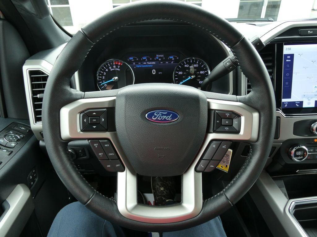 2022 Ford Super Duty F-350 SRW LARIAT 4WD Crew Cab 6.75' Box