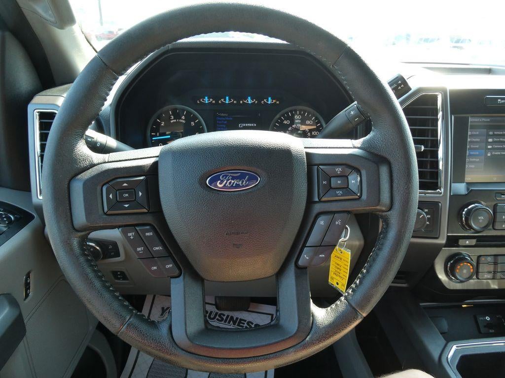 2015 Ford F-150 4WD SuperCrew 5-1/2 Ft Box XLT