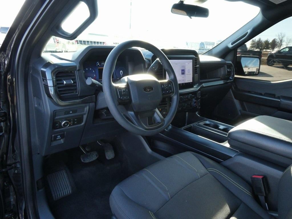 2025 Ford F-150 STX 4WD SuperCrew 5.5' Box
