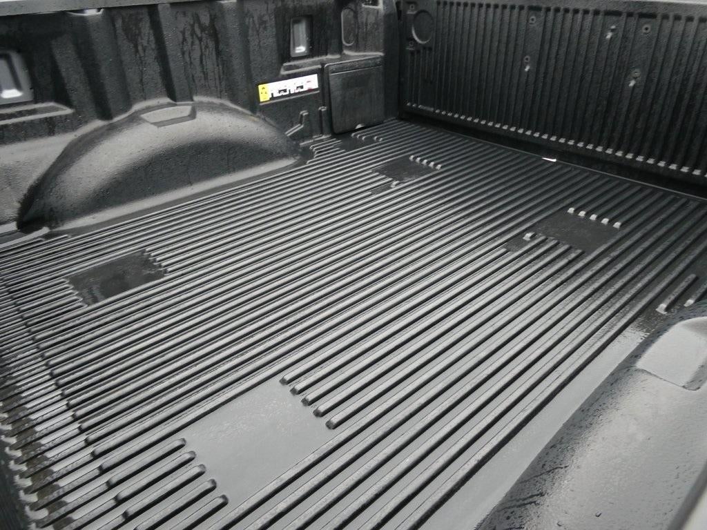 2025 Ford F-150 STX 4WD SuperCrew 5.5' Box