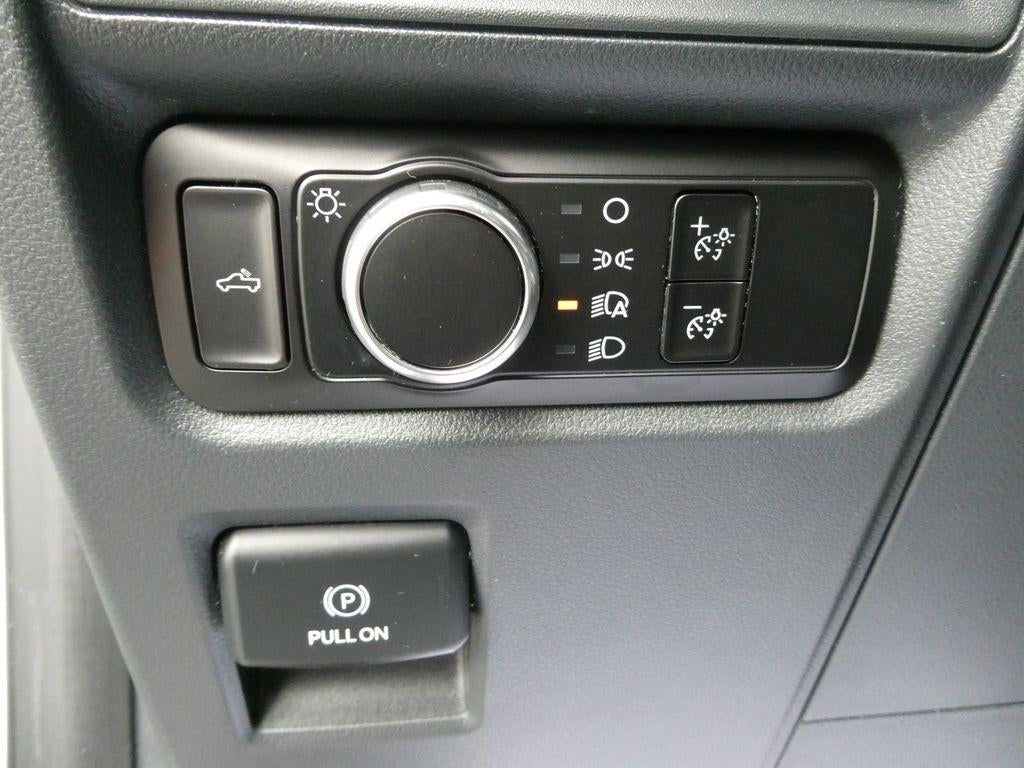 2025 Ford F-150 STX 4WD SuperCrew 5.5' Box