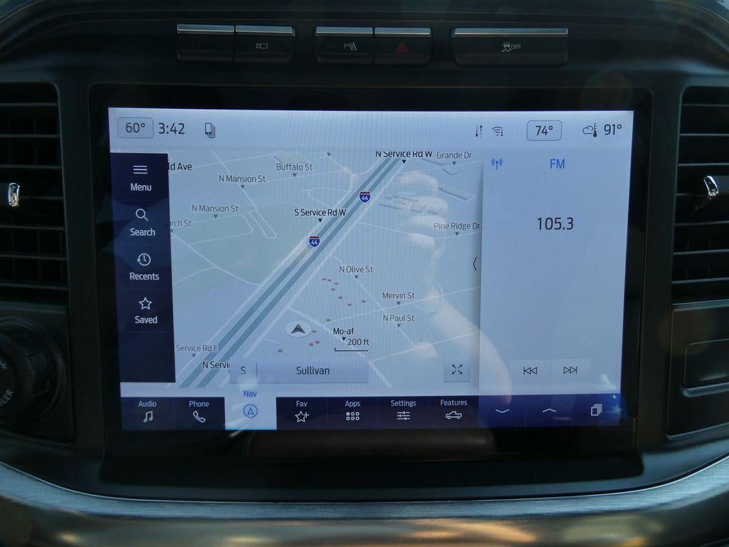 2022 Ford F-150 LARIAT 4WD SuperCrew 5.5' Box