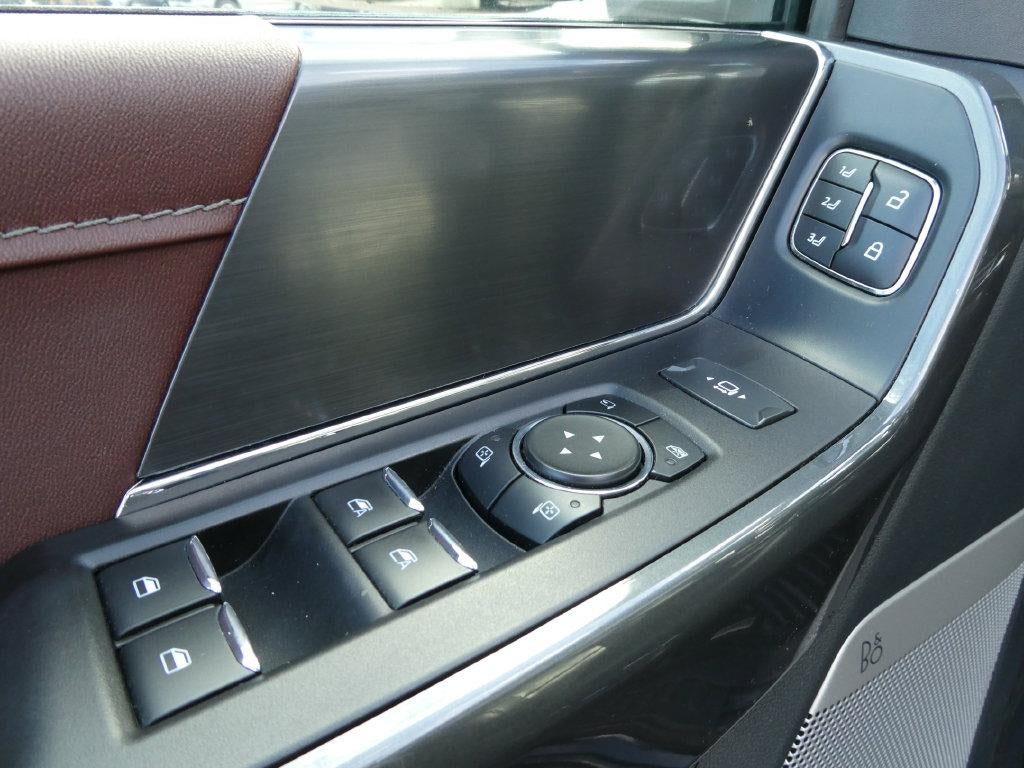 2022 Ford F-150 LARIAT 4WD SuperCrew 5.5' Box