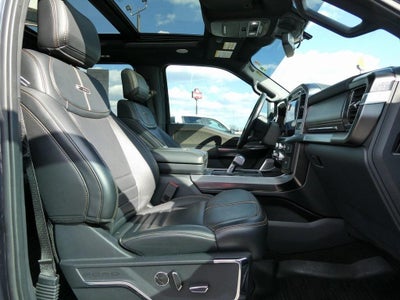 2022 Ford F-150 Platinum 4WD SuperCrew 5.5' Box