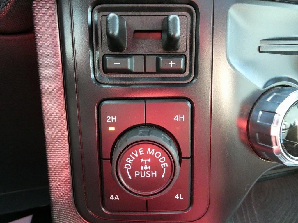 2022 Ford F-150 Platinum 4WD SuperCrew 5.5' Box