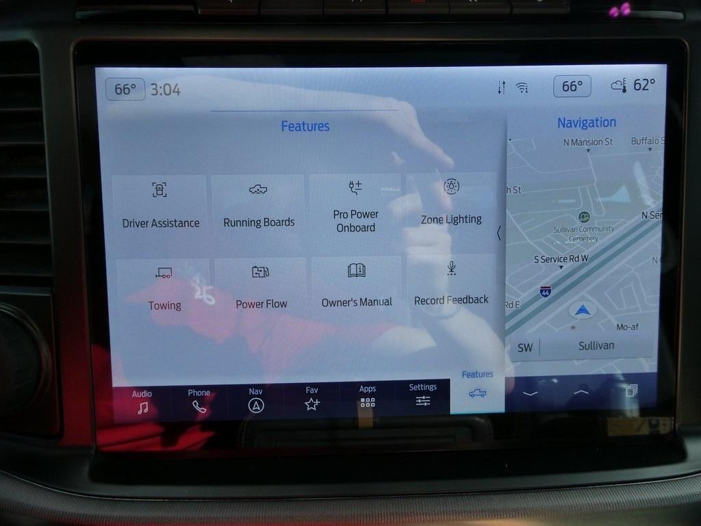 2022 Ford F-150 Platinum 4WD SuperCrew 5.5' Box