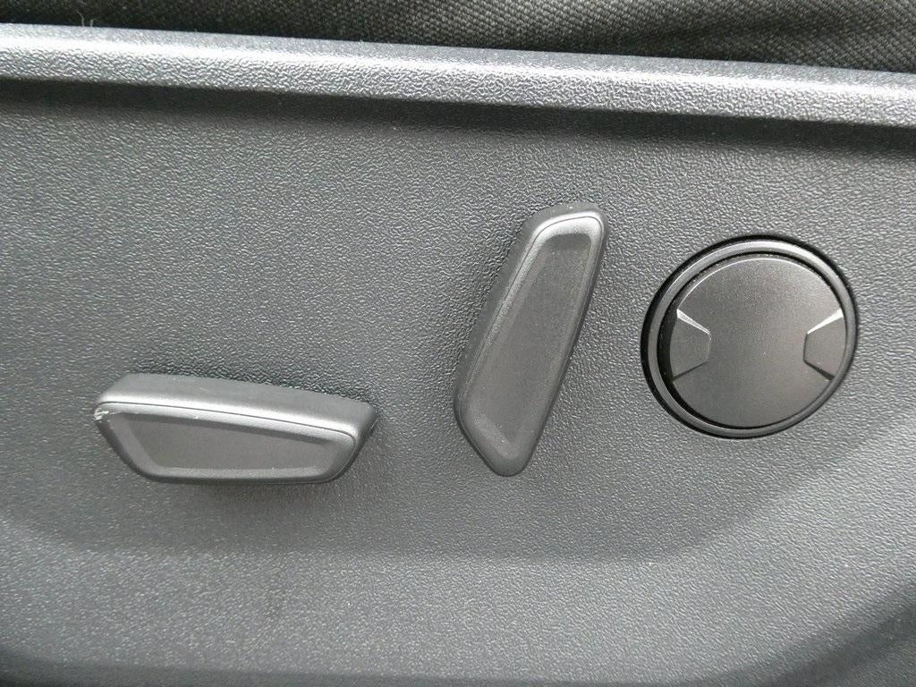 2022 Ford F-150 XLT 4WD SuperCrew 5.5' Box