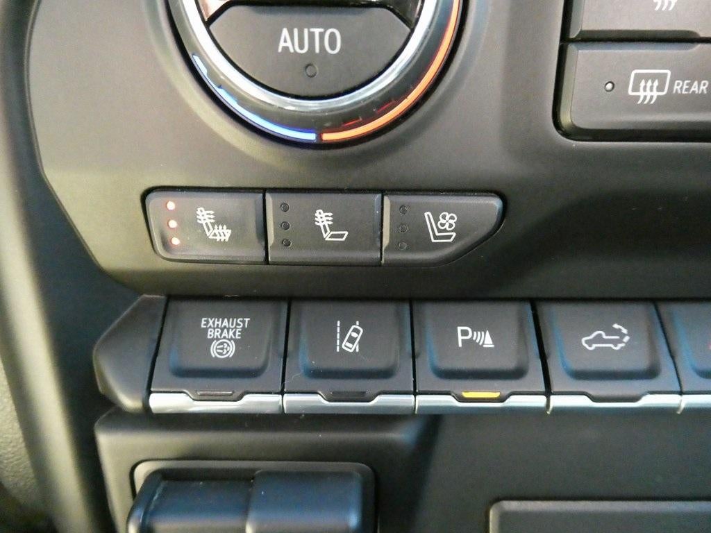 2020 Chevrolet Silverado 2500 HD Crew Cab Standard Box 4-Wheel Drive High Country