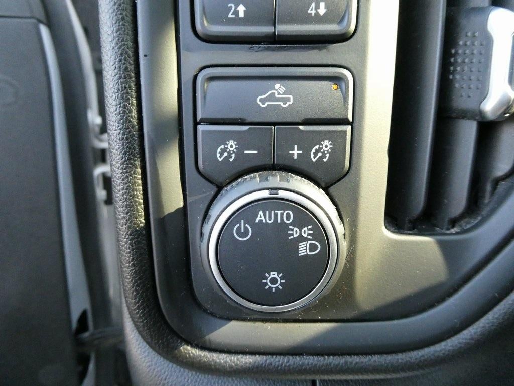 2021 Chevrolet Silverado 1500 Crew Cab Short Box 4-Wheel Drive Custom Trail Boss