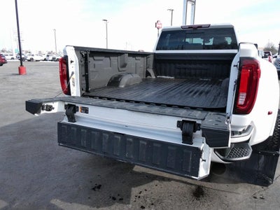 2022 GMC Sierra 3500HD Crew Cab Long Box 4-Wheel Drive Denali