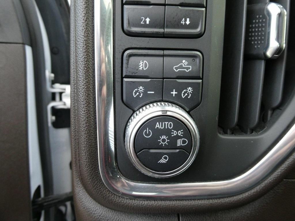 2022 GMC Sierra 3500HD Crew Cab Long Box 4-Wheel Drive Denali