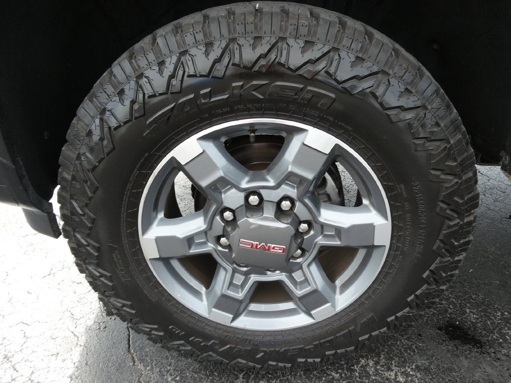 2025 GMC Sierra 2500 HD Crew Cab Standard Box 4-Wheel Drive SLT