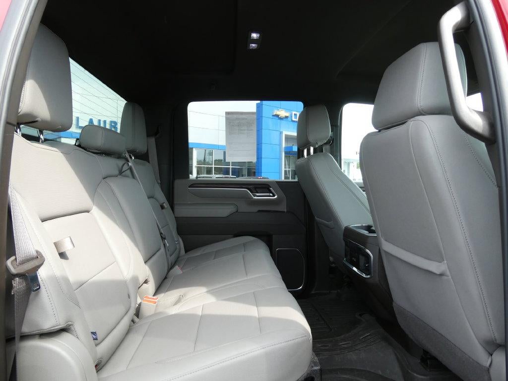 2025 GMC Sierra 2500 HD Crew Cab Standard Box 4-Wheel Drive SLT
